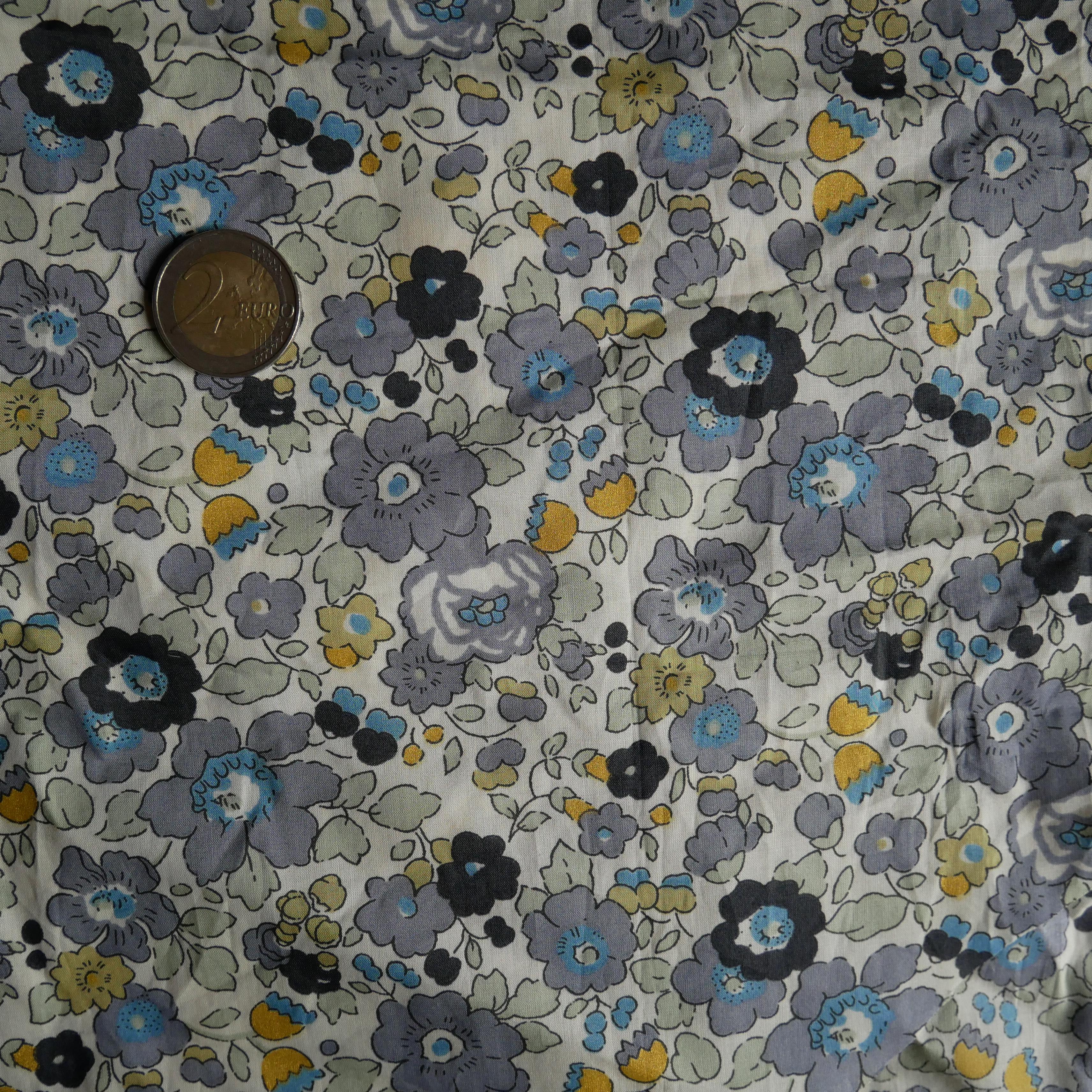 Tissu Liberty Betsy (plusieurs coloris) vue 4
