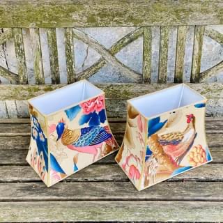 tissu Pheasans bleu et rose Charles Burger vue 4