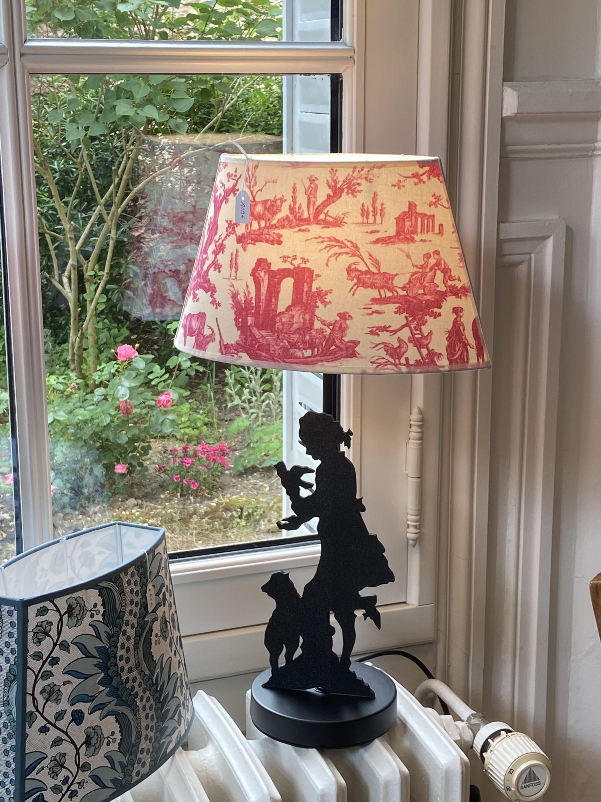 Lampe silhouette berger, bergère vue 2