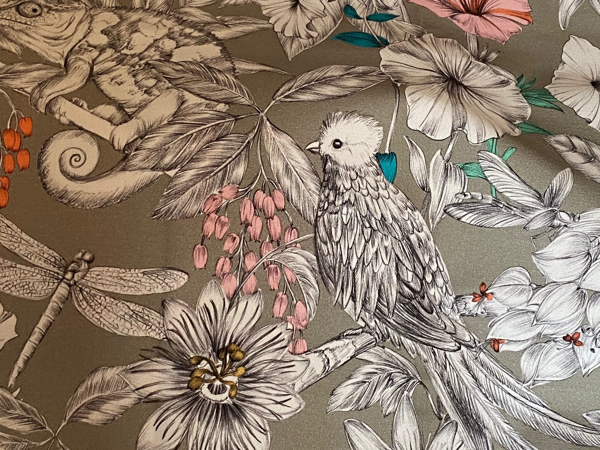 Tissu exotique "Manga" fond ficelle vue 3