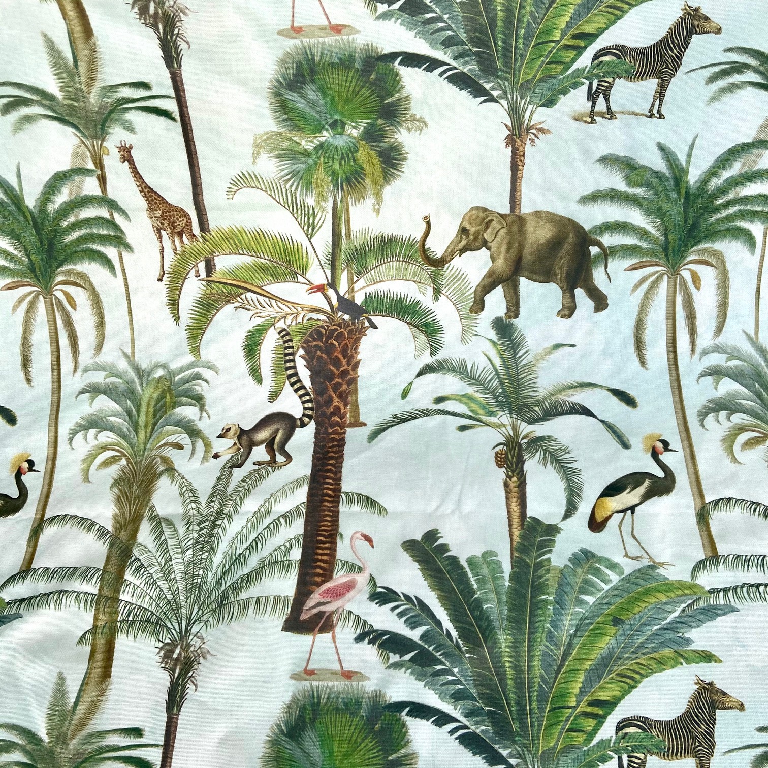 Tissu exotique palmiers et animaux vue 4