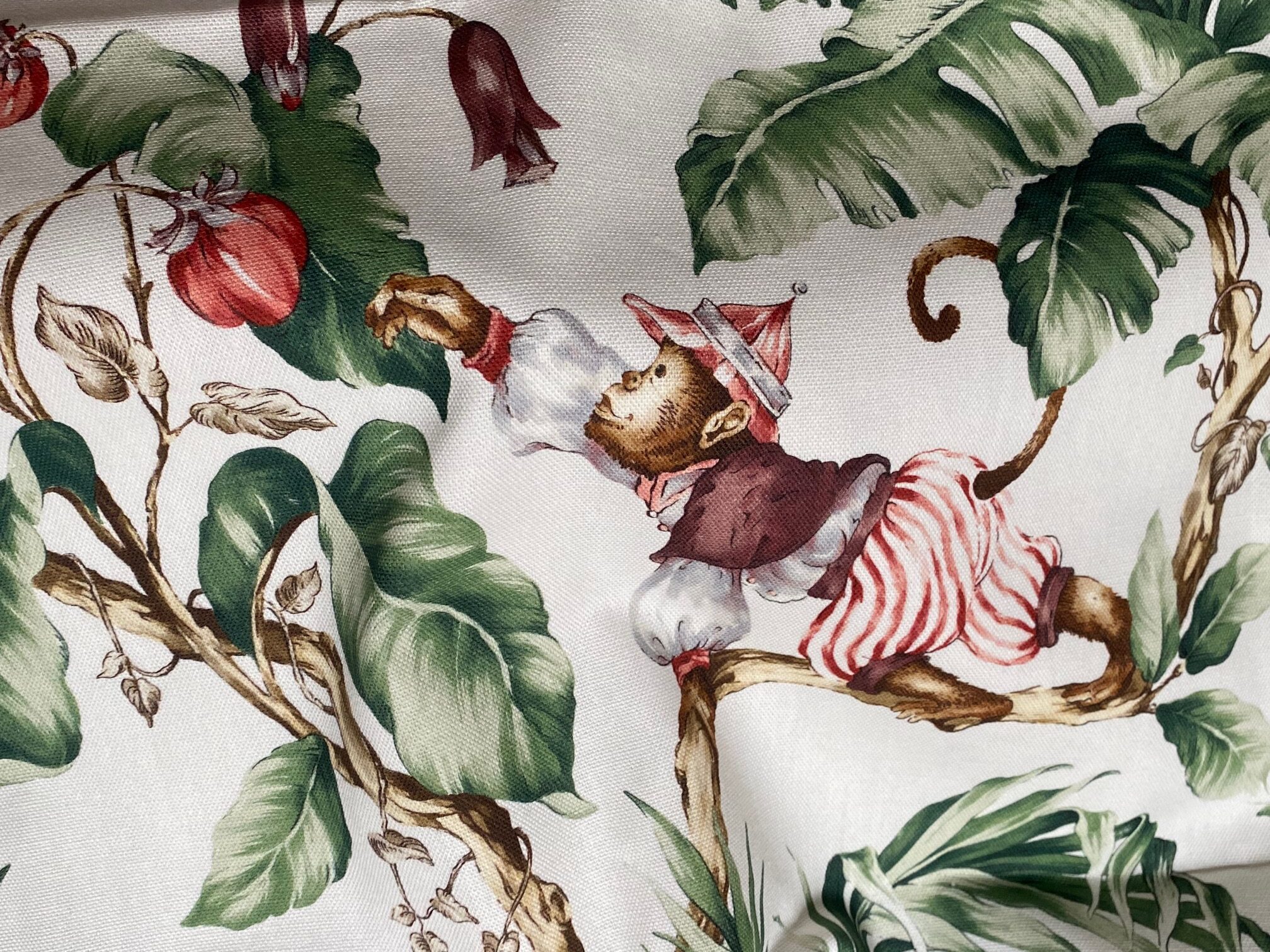 Tissu Guajana feuilles vert foncé vue 5