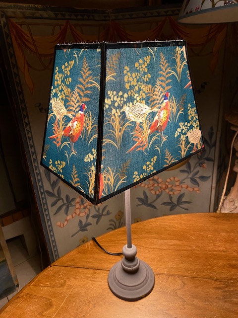 Tissu faisans fond bleu canard vue 2