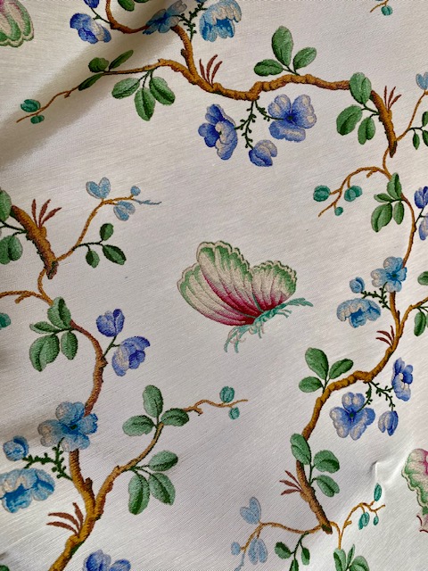 Tissu "Comoglio papillons" Pierre Frey vue 3